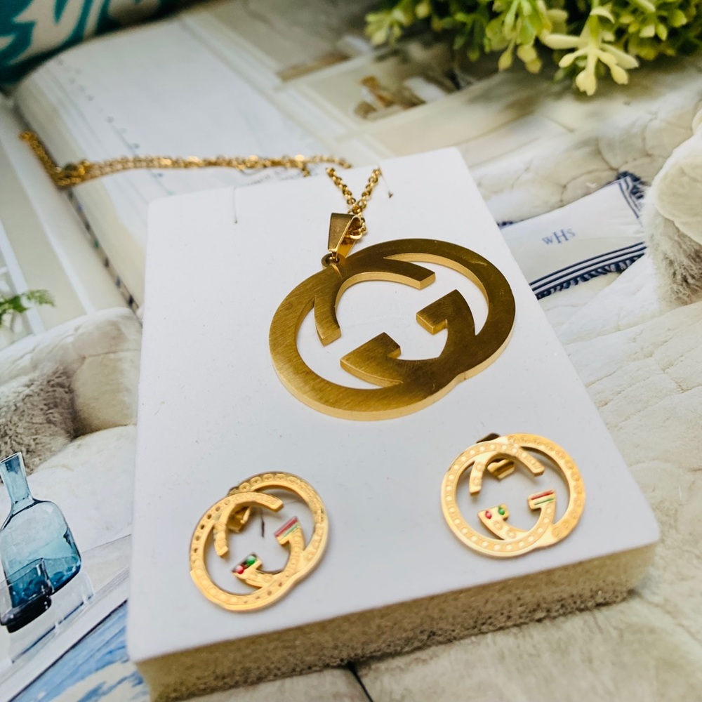 High End Gold Plated Set in Stainless Steel - Picture 2 of 8